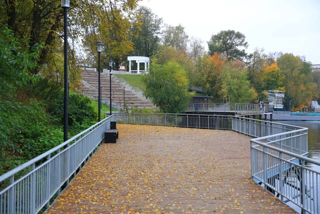 Юсуповский сквер - фото 1